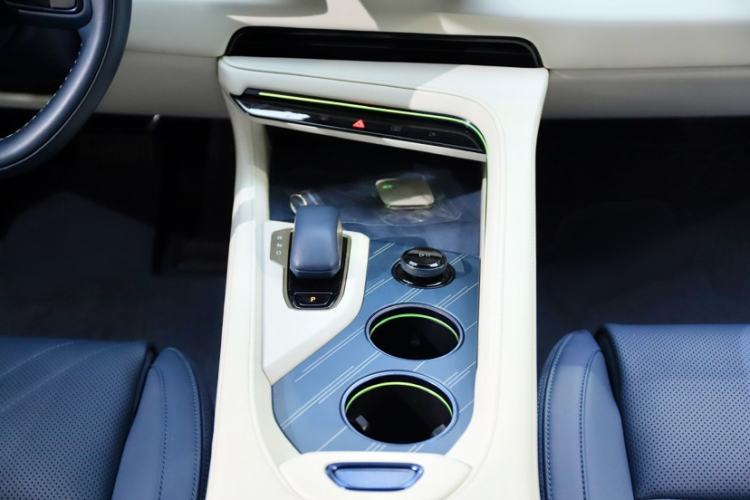 Used Zeekr 001 2025 WE Edition 100 kWh Rear-Wheel Drive
