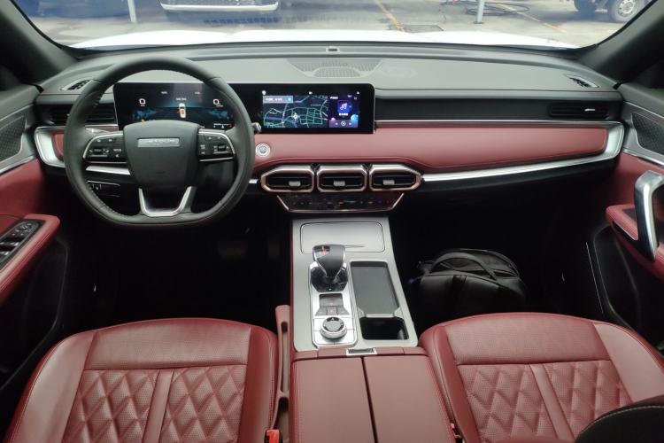 Used JETOUR X70 PLUS 2024 Champion Edition 1.5T DCT Champion MAX 5-Seater
