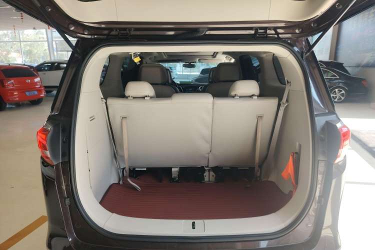 Used Buick GL8 2018 ES 28T Comfort Model China VI Standard
