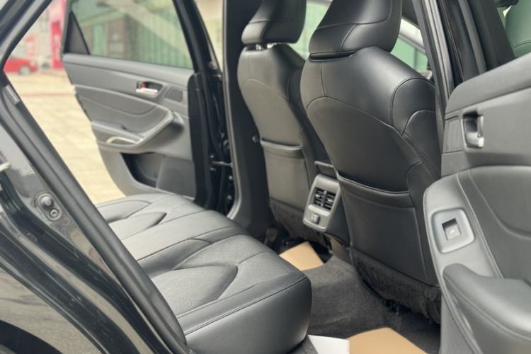 Used Toyota Avalon 2023 2.0L Premium Edition