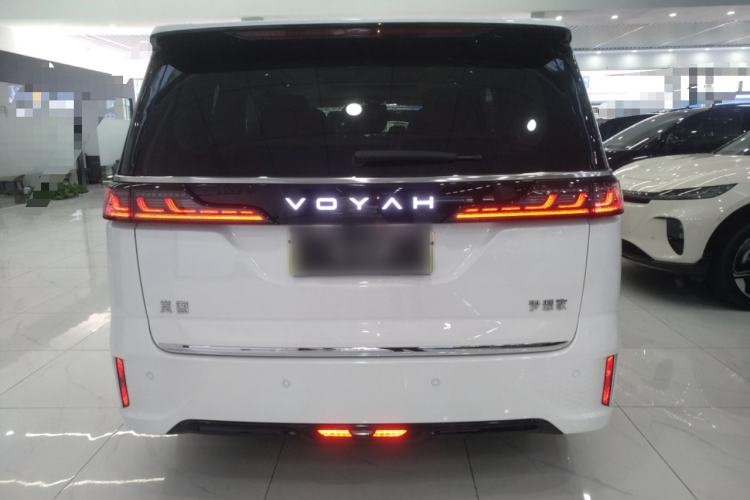 Used VOYAH Dream 2025 PHEV Four-Wheel-Drive Flagship Kunpeng Edition
