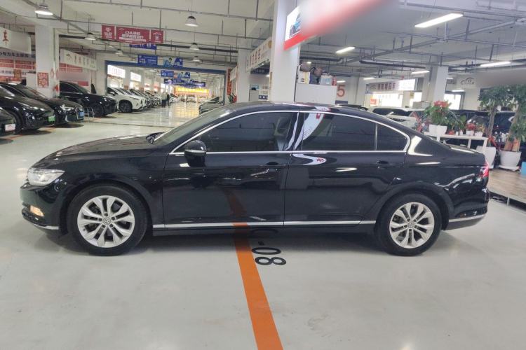 Used Volkswagen Magotan 2019 380TSI DSG Luxury Model China V Standard
