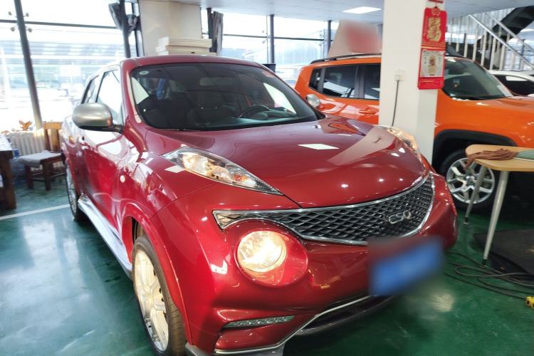 Used Infiniti ESQ 2014 1.6L Spontaneous Edition