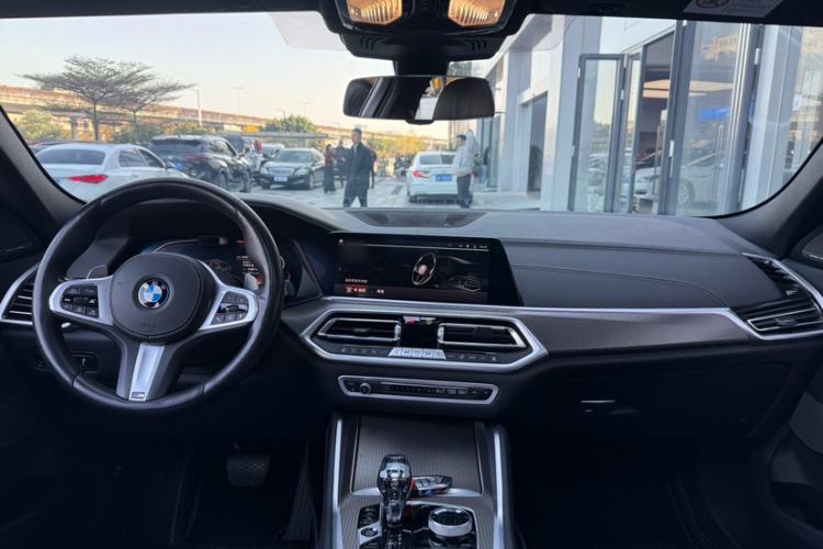 Used BMW X6 2020 xDrive40i Luxury Model with M Sport Package