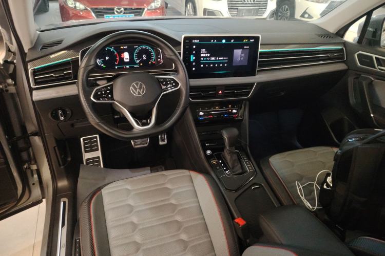 Used Volkswagen Tiguan L 2023 Restyled 330TSI Automatic Two-Wheel Drive R-Line Flagship Edition
