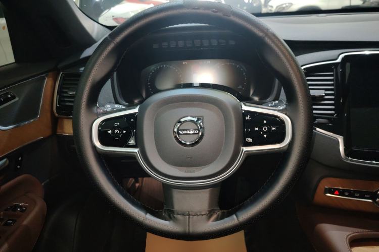 Used Volvo XC90 2021 B6 Zhiyi Luxury Edition 7-Seater
