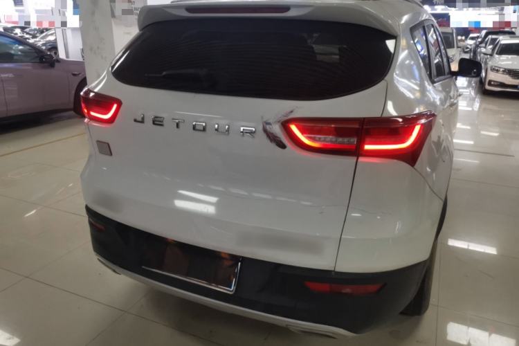 Used JETOUR X70M 2021 1.5T DCT Luxury Partner Model 7 Seats