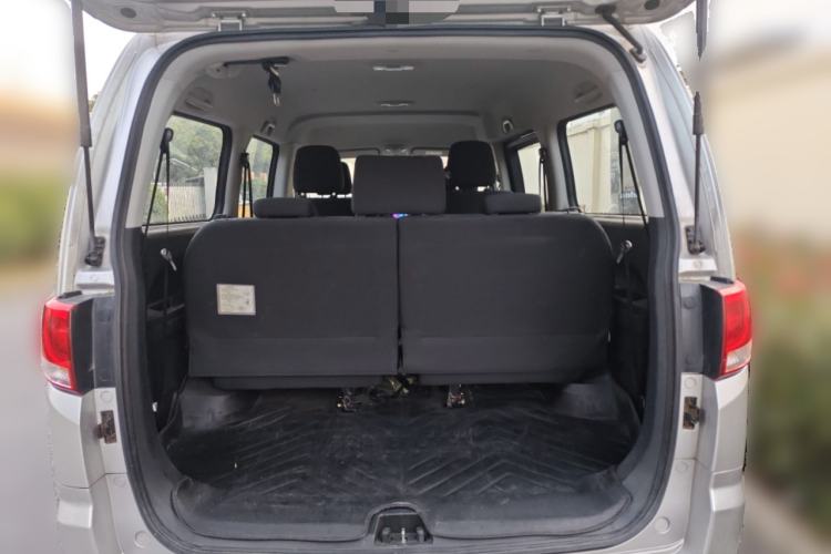 Used JAC Refine M4 2016 2.0L Manual Comfort Edition
