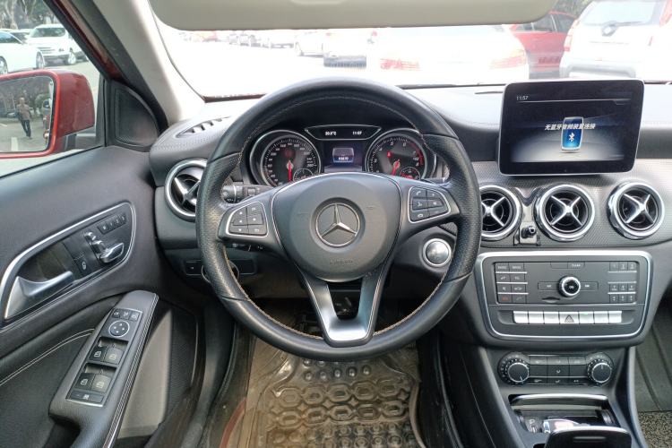 Used Mercedes-Benz GLA 2018 GLA 200 Fashion Model