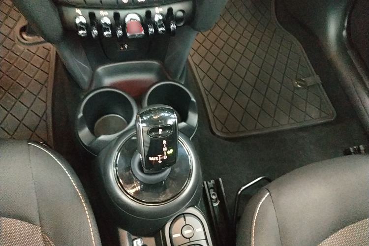 Used  MINI 2023 1.5T ONE
