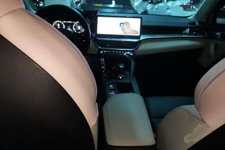 Used Lynk & Co 06 2023 Remix 1.5T Shero
