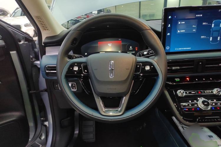 Used Lincoln Corsair 2022 2.0T Two-Wheel-Drive Alaska Glacier Limited Edition