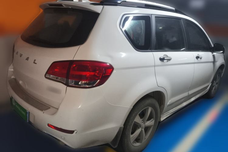 Used Haval H6 2015 Upgraded Model 1.5T Manual Two-Wheel Drive Elite Version
