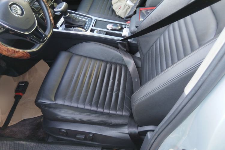 Used Volkswagen Magotan 2019 330TSI DSG Leading Model China VI Standard