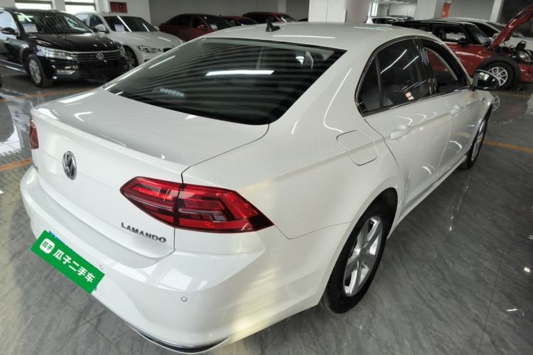 Used Volkswagen Lamando 2021 230TSI DSG Fashion Edition
