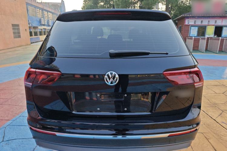 Used Volkswagen Tiguan L 2019 380TSI Automatic All-Wheel Drive Luxury Edition with 7 Seats China VI Standard
