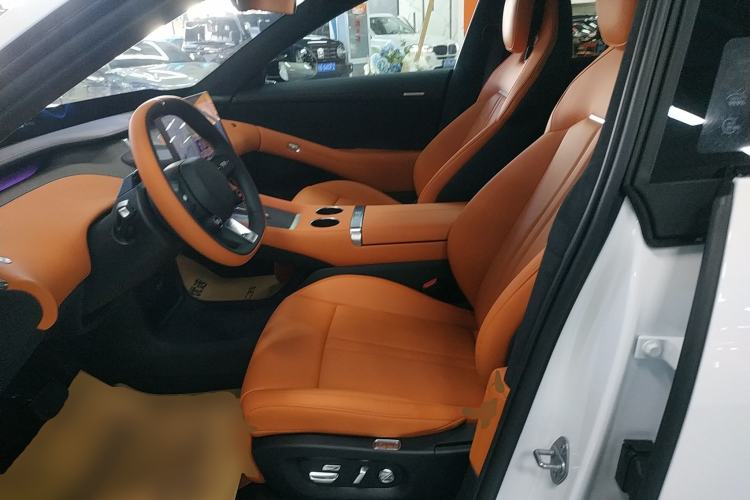 Used  YU7 2025 Ultra-Long Range High-Performance All-Wheel-Drive Max Edition