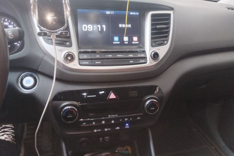 Used Hyundai Tucson 2015 1.6T Dual-Clutch Two-Wheel-Drive Smart Model