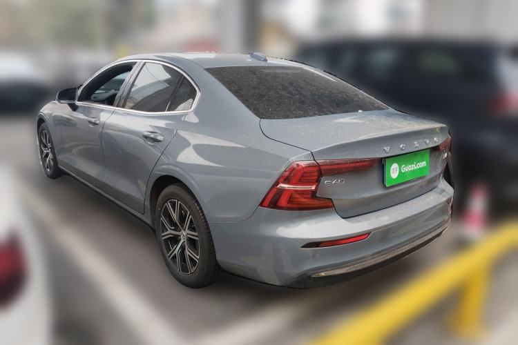 Used Volvo S60 2024 B4 Zhiyi Luxury Edition
