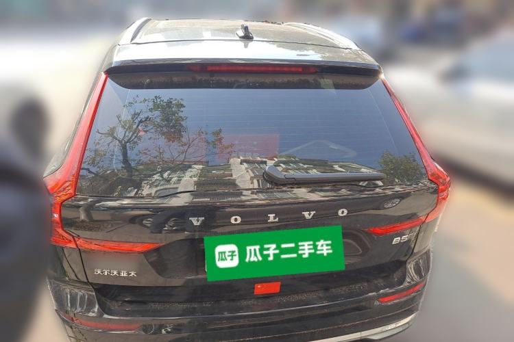 Used Volvo XC60 2025 B5 4x4 Smart Luxury Edition
