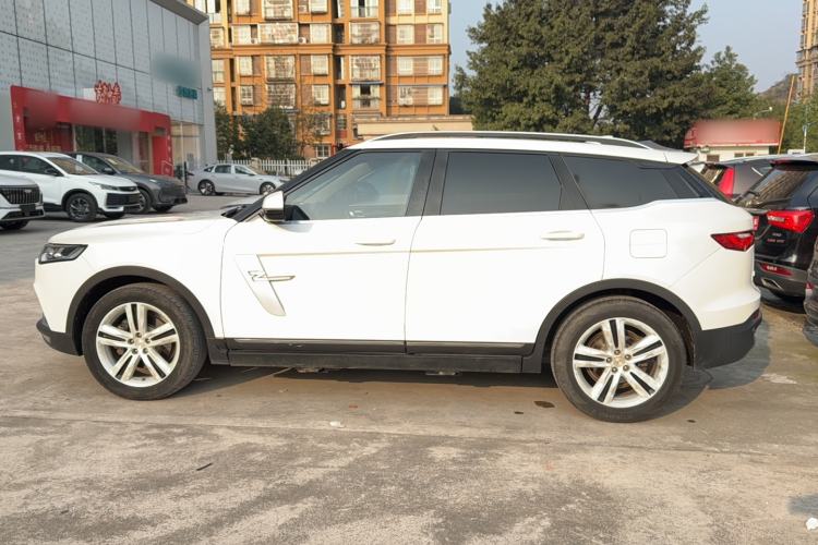 Used Zotye T700 2017 1.8T Dual-Clutch Prestige Model
