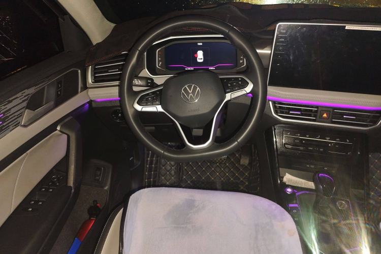 Used Volkswagen Tayron 2023 330TSI Two-Wheel-Drive R-Line High-Energy Version
