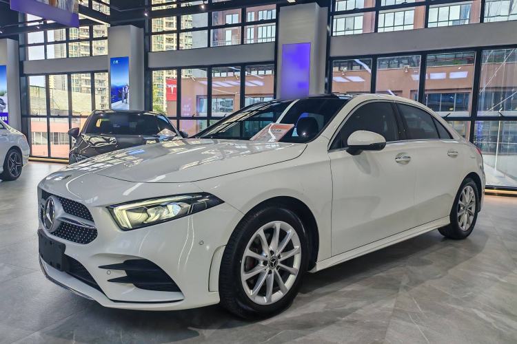 Used Mercedes-Benz A-Class 2021 A 200 L Sport Sedan Fashion Model
