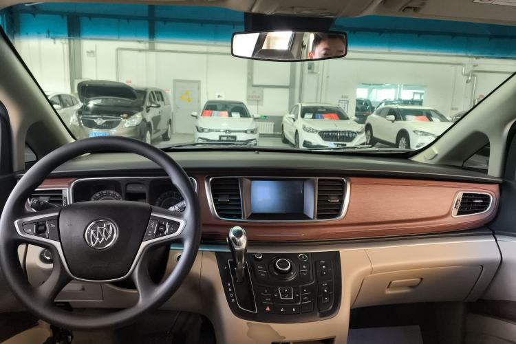 Used Buick GL8 2017 25S Comfort Version China V Standard