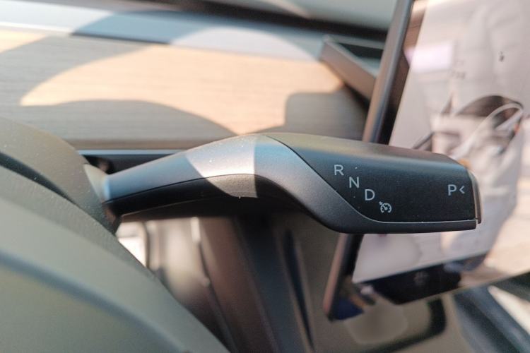 Used Tesla Model Y 2022 Rear-Wheel-Drive Version