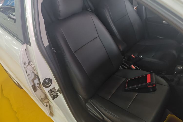 Used Toyota YARiS L 2015 1.5E Automatic Charm Edition