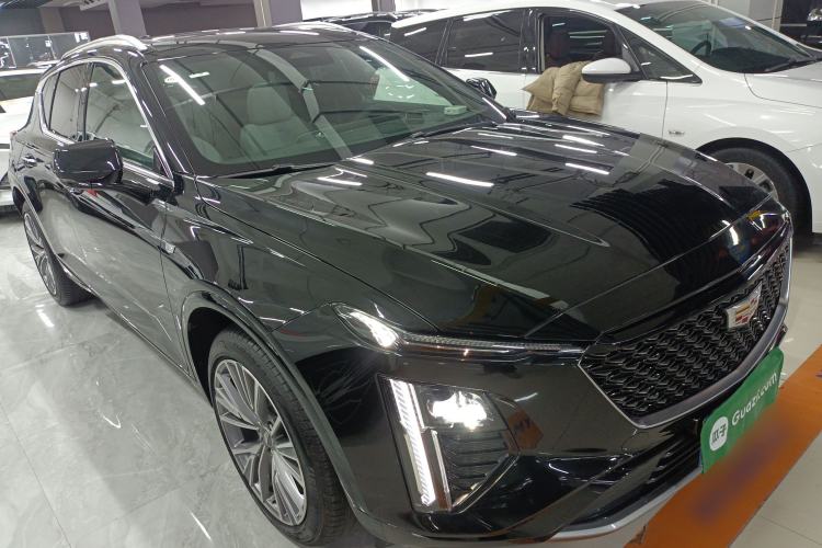 Used Cadillac GT4 2023 25T Luxury Model