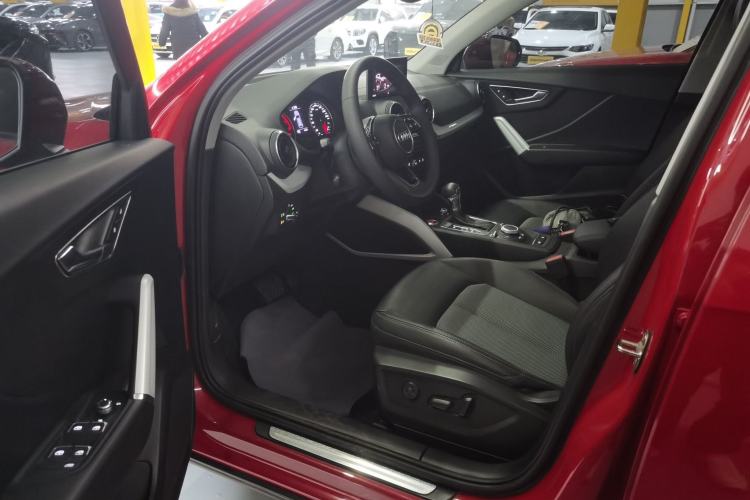 Used Audi Q2L 2018 35 TFSI Fashion Elegant Version China V
