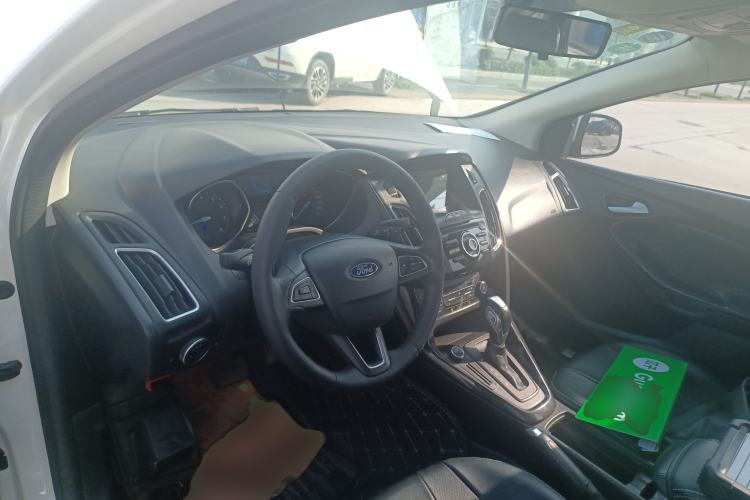 Used Ford Focus 2017 Sedan 1.6L Automatic Fashion Edition Smart Drive Version
