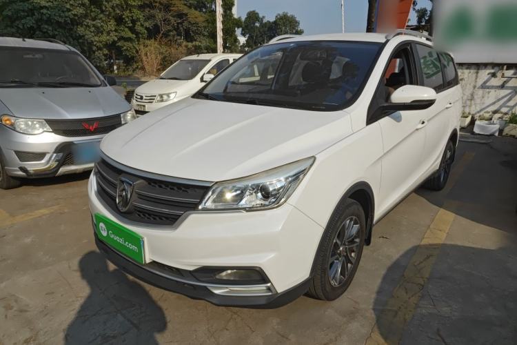 Used Baojun 730 2019 1.5L Manual Fashion Model 7-seater National V