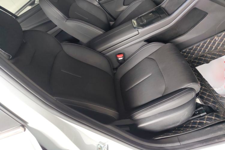 Used Livan Livan 7 2024 450km Executive Version
