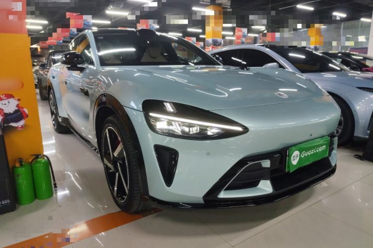 Used  YU7 2025 Ultra-Long Range High-Performance All-Wheel-Drive Max Edition