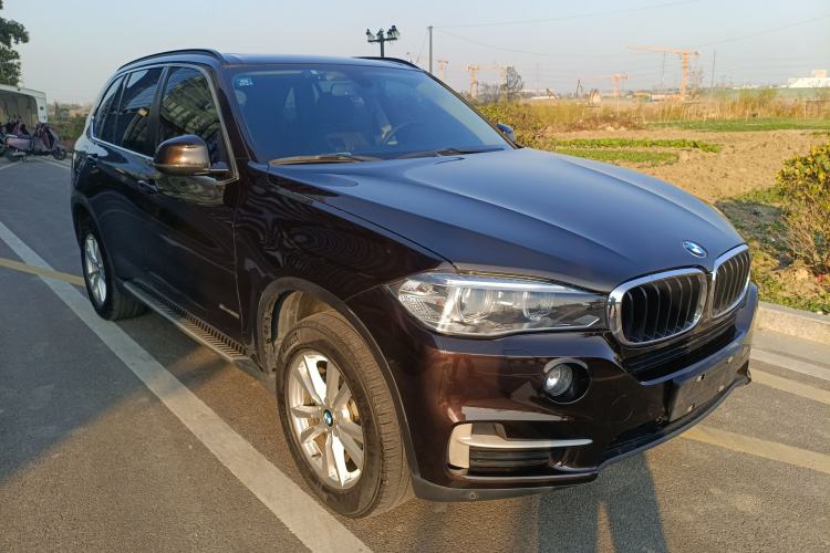 Used BMW X5 2015 xDrive28i
