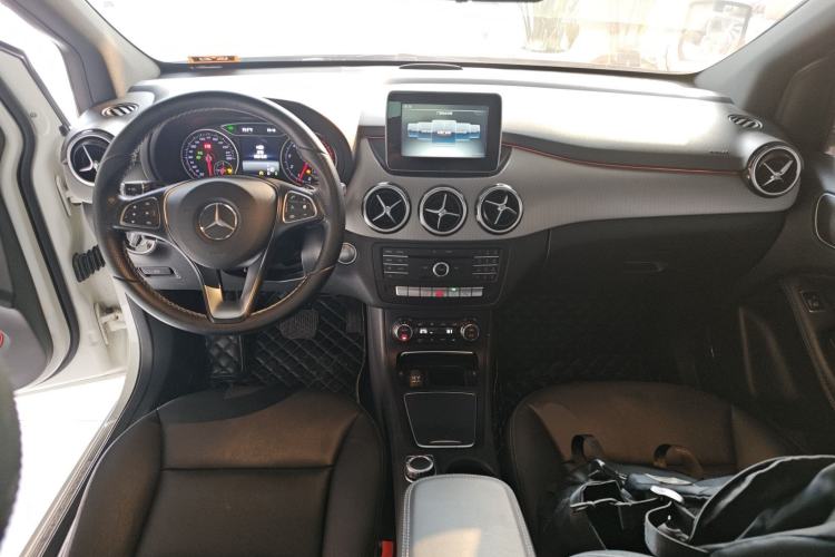 Used Mercedes-Benz B-Class 2015 B 200 Fashion Model
