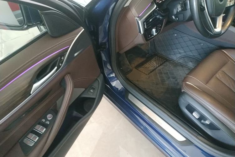 Used BMW 5 Series 2021 530Li Leading Luxury Package