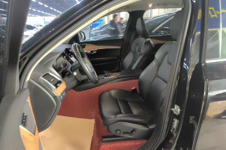 Used Volvo XC90 2019 T6 Zhiyi Edition 7-Seater China VI Standard