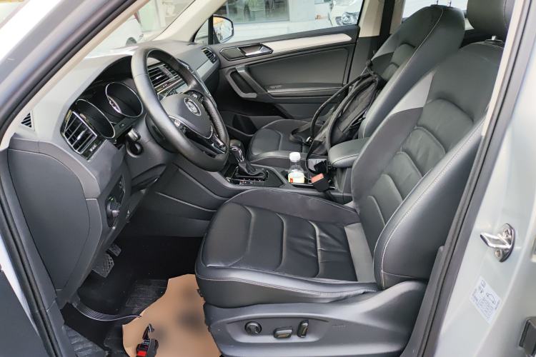 Used Volkswagen Tiguan L 2018 330TSI Automatic Two-Wheel Drive Luxury Edition
