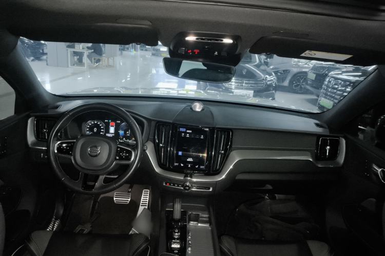 Used Volvo XC60 New Energy 2021 T8 E-Drive Hybrid Smart & Dynamic Edition