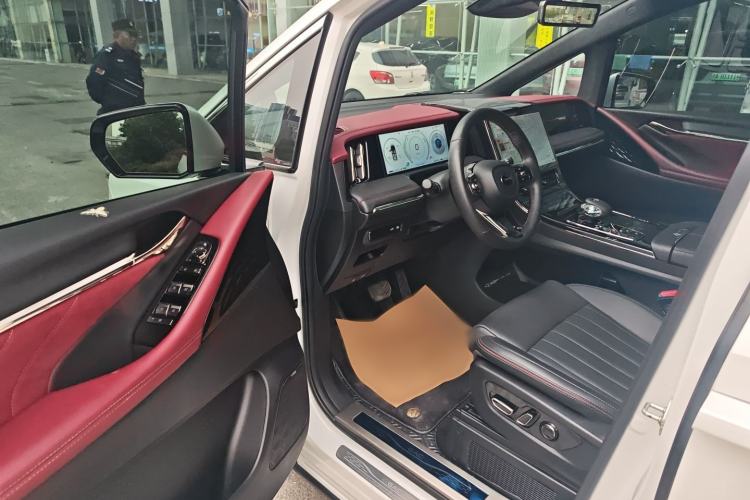 Used GAC Trumpchi M8 2023 Zongshi Series Dual-Motor YuZun Edition
