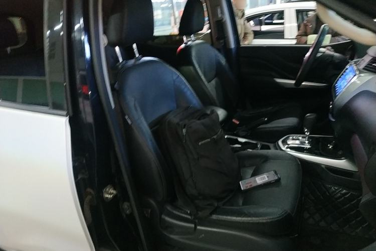 Used Nissan Terra 2018 2.5L Automatic 2WD Luxury Edition
