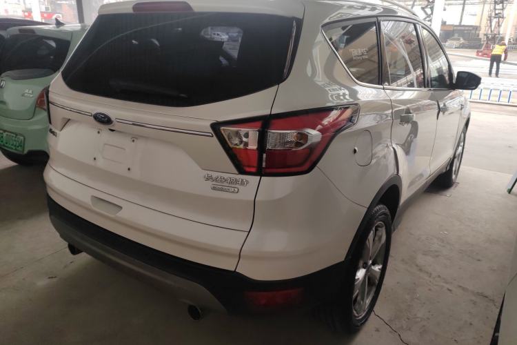 Used Ford Kuga 2018 EcoBoost 180 Two-Wheel-Drive Platinum Edition