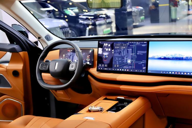 Used Wey Lanshan 2025 Four-Wheel Drive Max