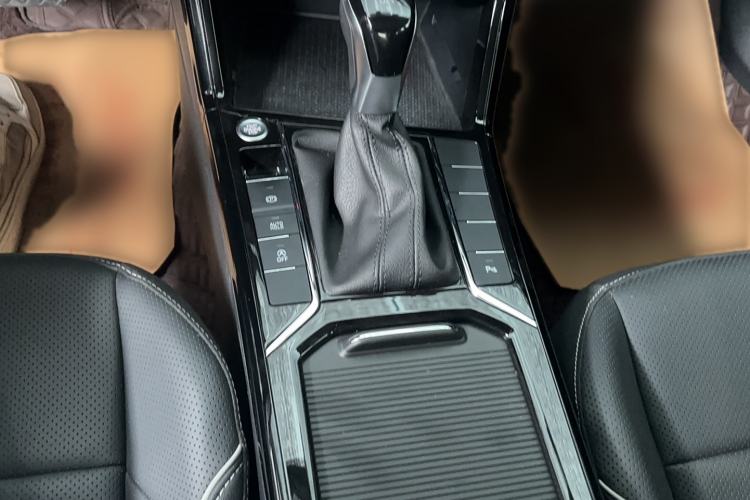 Used Volkswagen Passat 2024 330TSI Starry Elite Edition
