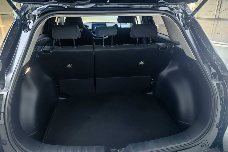 Used Toyota FRONTLANDER 2022 2.0L CVT Leading Edition
