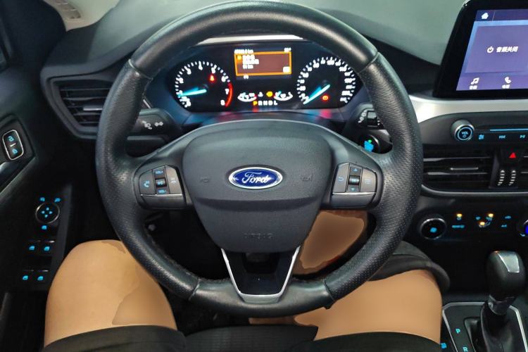 Used Ford Focus 2020 Hatchback 1.5L Automatic Sharp Edition
