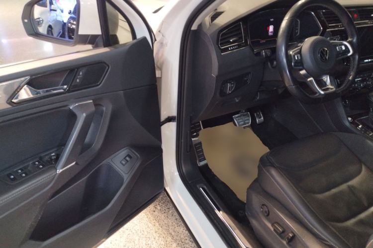 Used Volkswagen Tiguan L 2021 330TSI Automatic Two-Wheel Drive R-Line Enhanced Edition